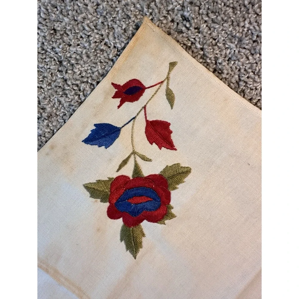 Vintage hand embroidered napkin With  Red Flowers‎ Beautiful
